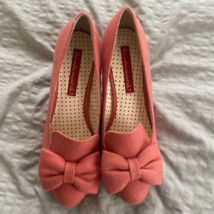Dusty Pink / Peach Heels - size 8